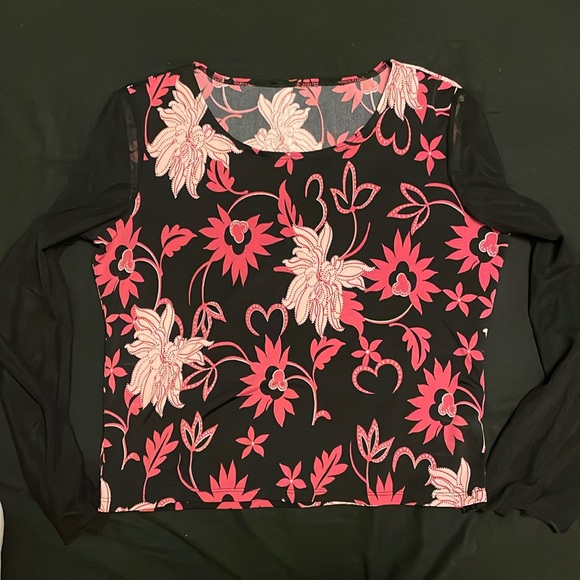 4/$20 | Black and Pink Floral Long sleeve Blouse with sheer sleeves - Picture 1 of 7